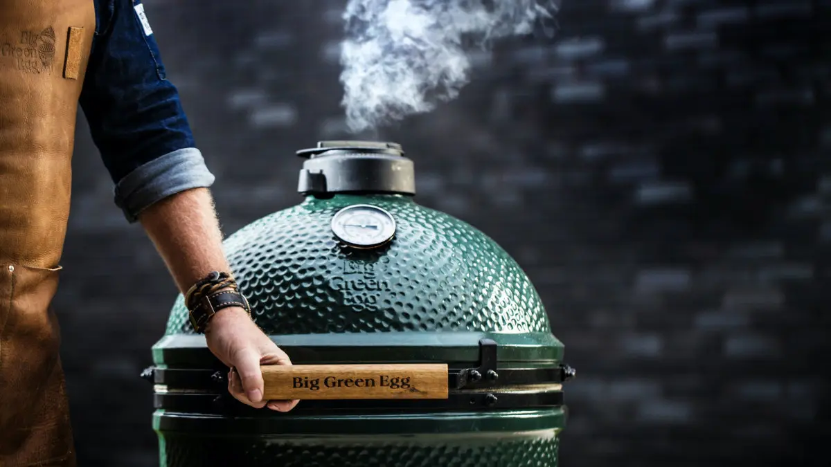 Big Green Egg Smoking
